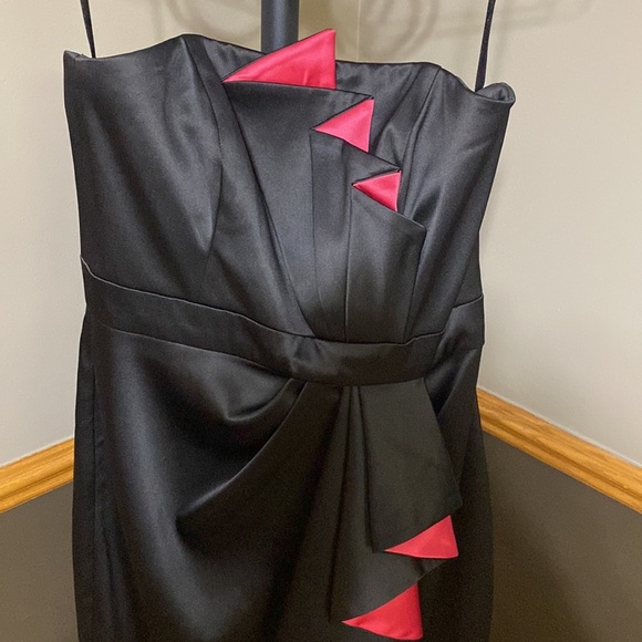 White House black market black and pink strapless dress size 2 - Picture 4 of 6